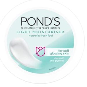 POND's Light Moisturizer For Soft, Glowing Skin, With